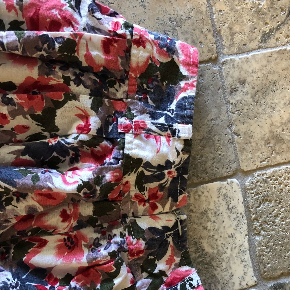 Forever 21 Floral Skirt - Picture 3 of 4